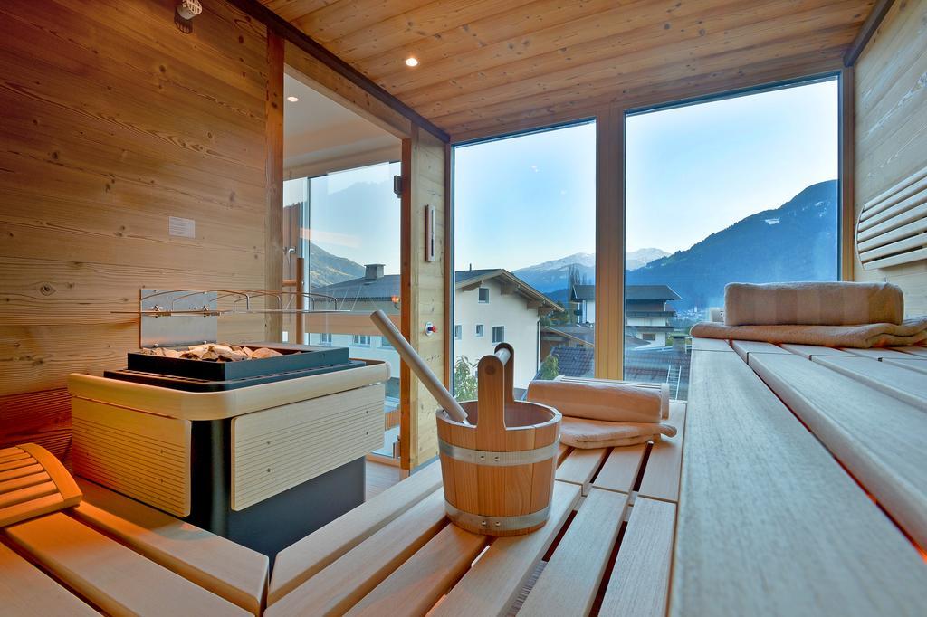 Das Sonnleiten Ski- Und Motorradhotel Bruck Im Zillertal Bruck am Ziller 外观 照片