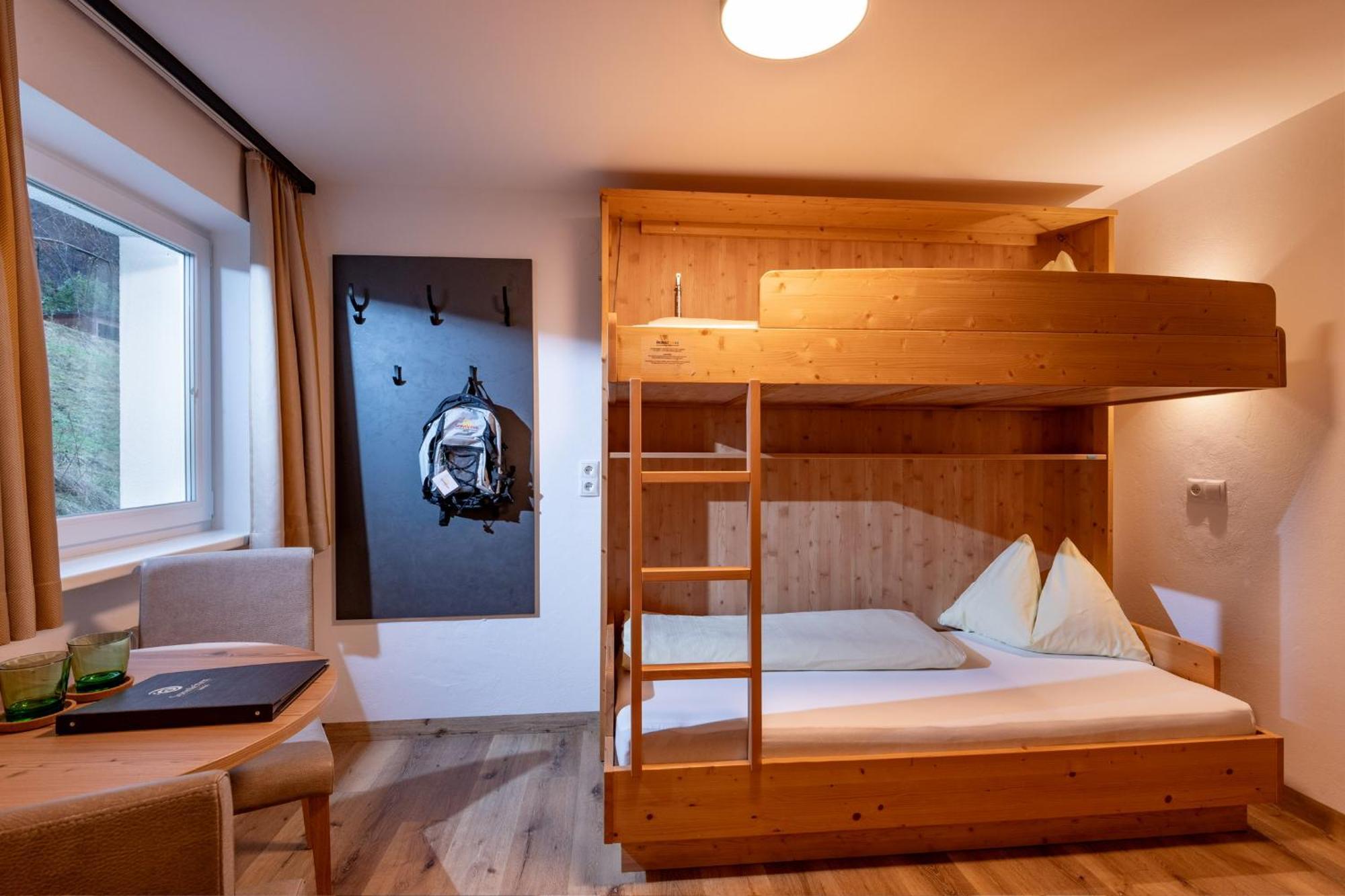 Das Sonnleiten Ski- Und Motorradhotel Bruck Im Zillertal Bruck am Ziller 外观 照片