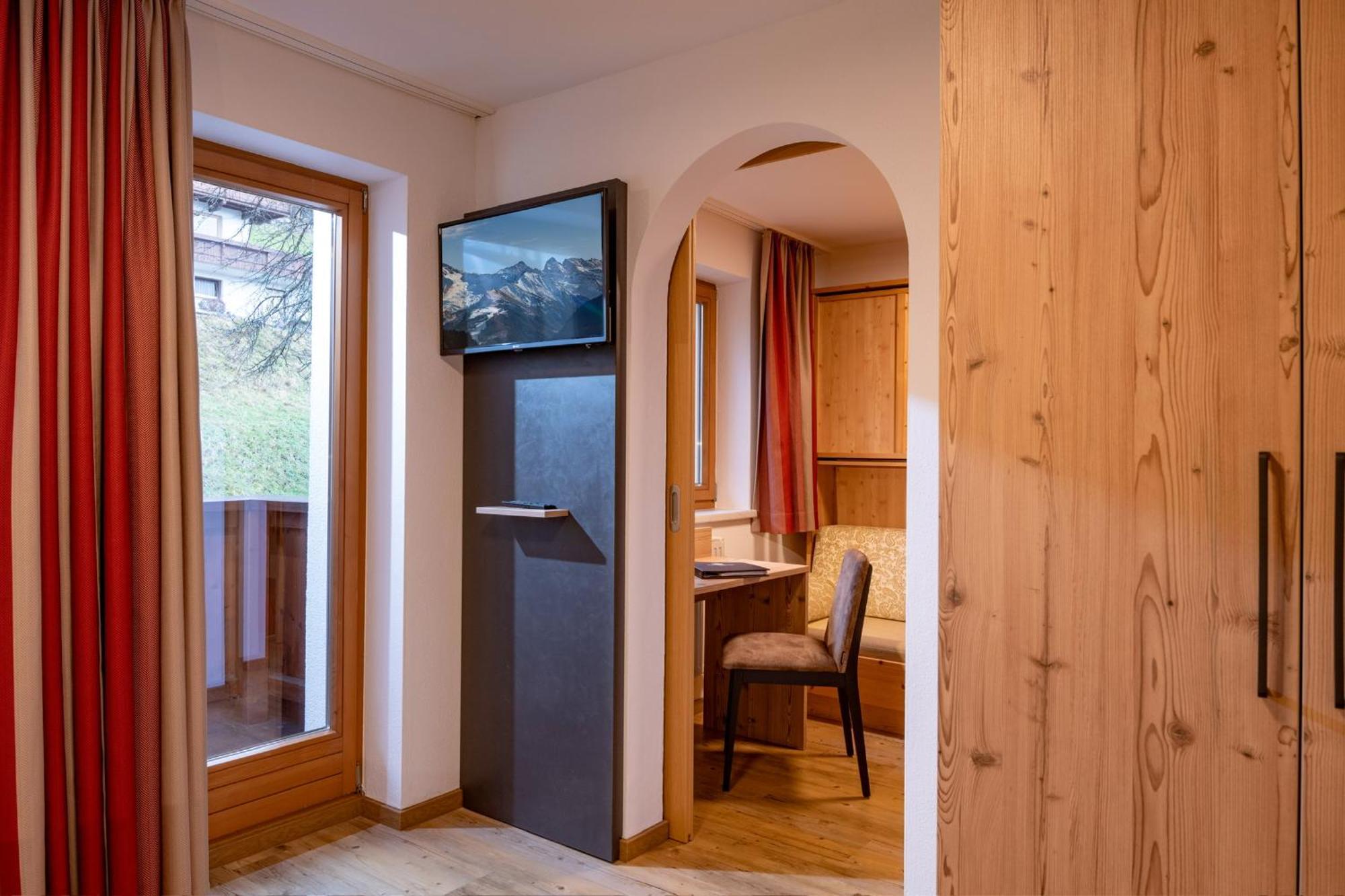 Das Sonnleiten Ski- Und Motorradhotel Bruck Im Zillertal Bruck am Ziller 外观 照片