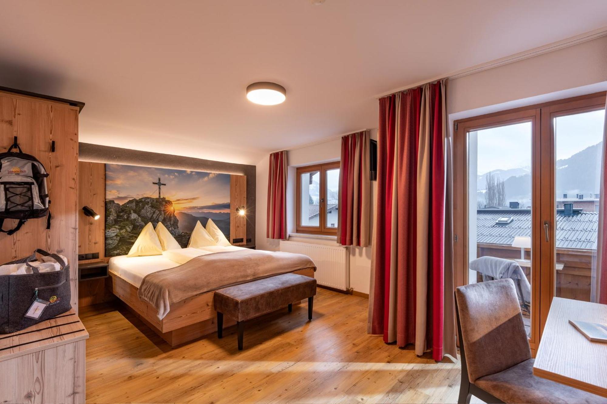 Das Sonnleiten Ski- Und Motorradhotel Bruck Im Zillertal Bruck am Ziller 外观 照片