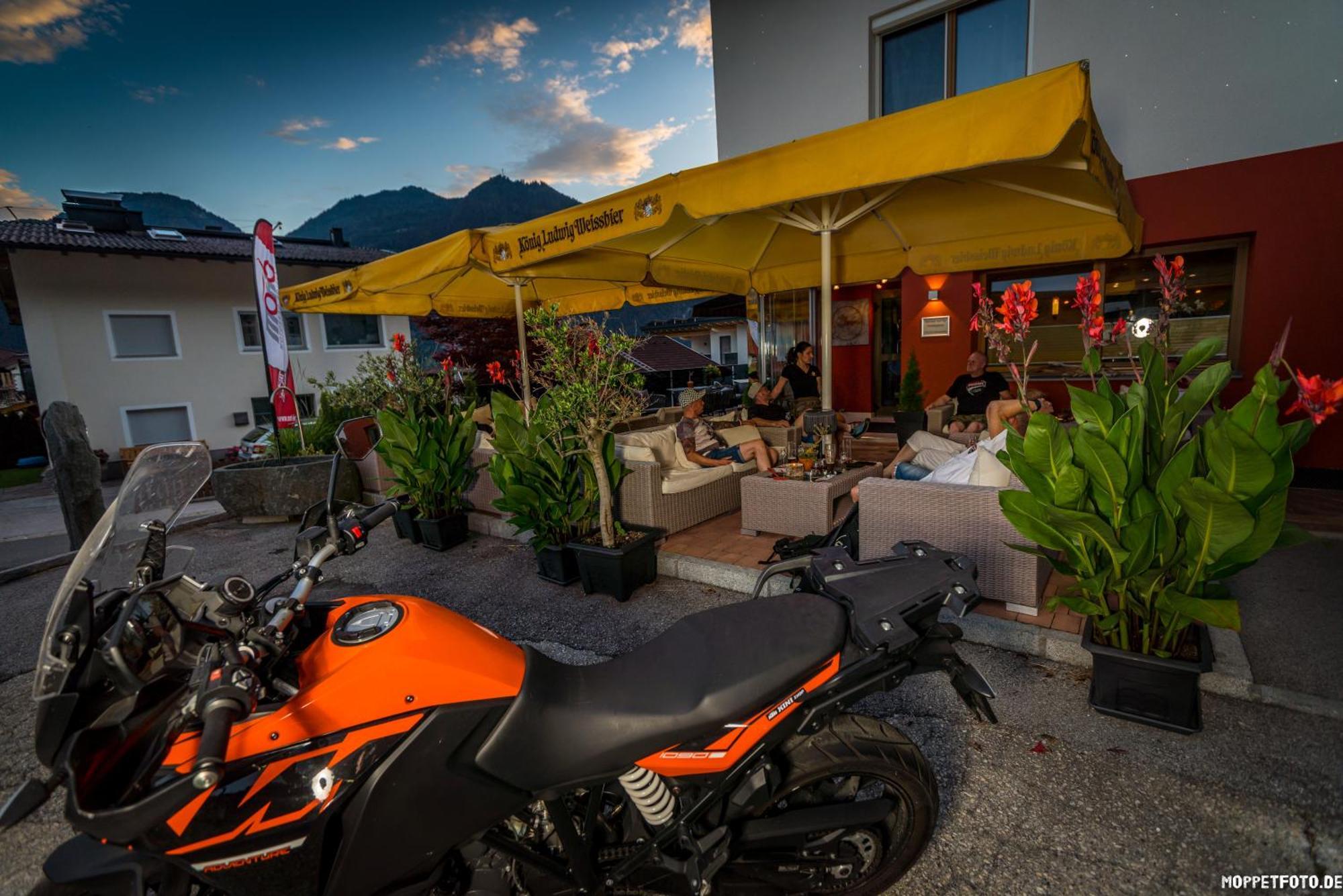 Das Sonnleiten Ski- Und Motorradhotel Bruck Im Zillertal Bruck am Ziller 外观 照片