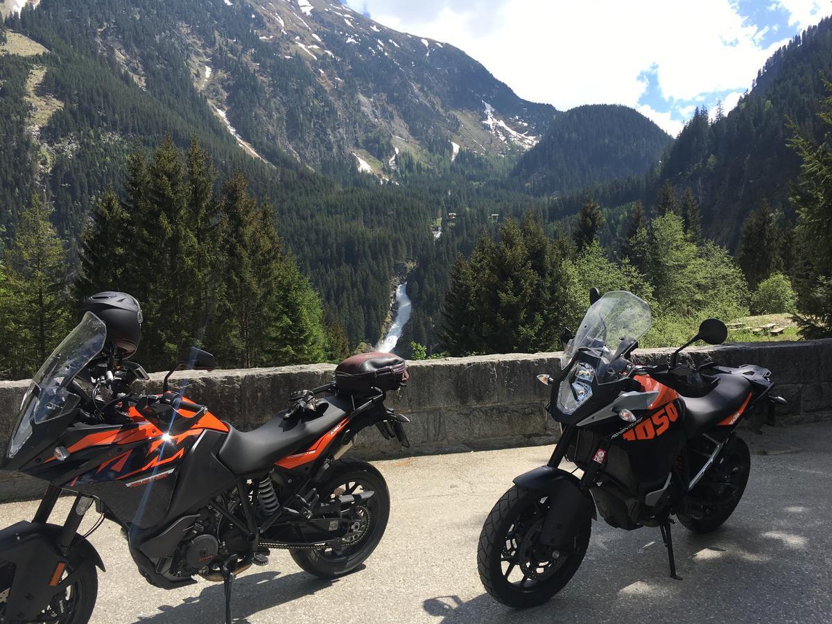 Das Sonnleiten Ski- Und Motorradhotel Bruck Im Zillertal Bruck am Ziller 外观 照片